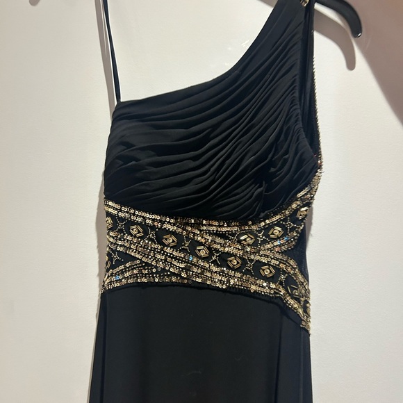 LAURA Petite Formal Dress - Picture 3 of 3